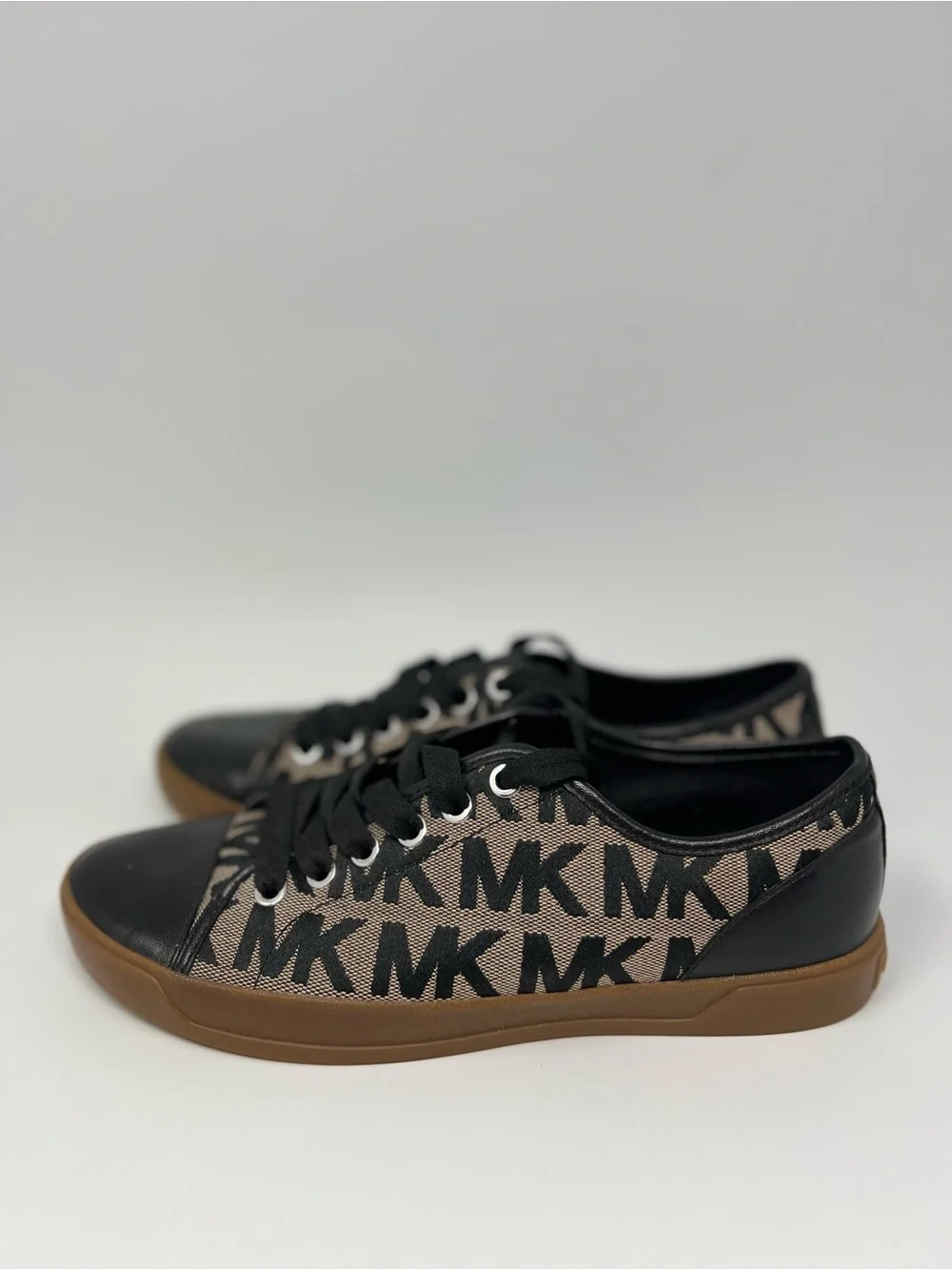 Michael Kors Logo Sneakers Size 7